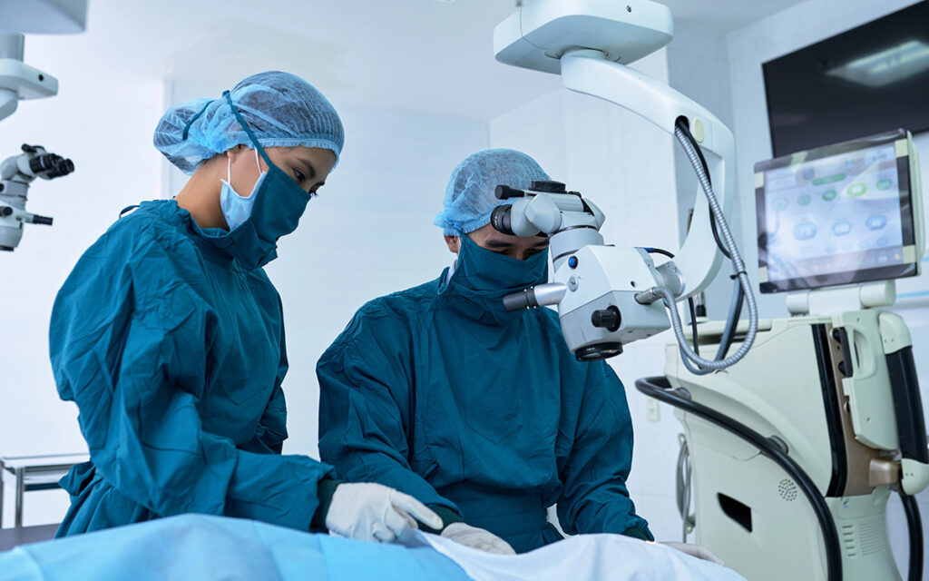 doctors performing an eye surgery